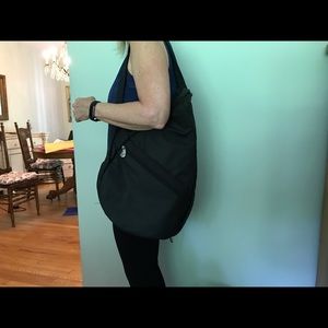 Healthy Back Bag in Black Microfiber